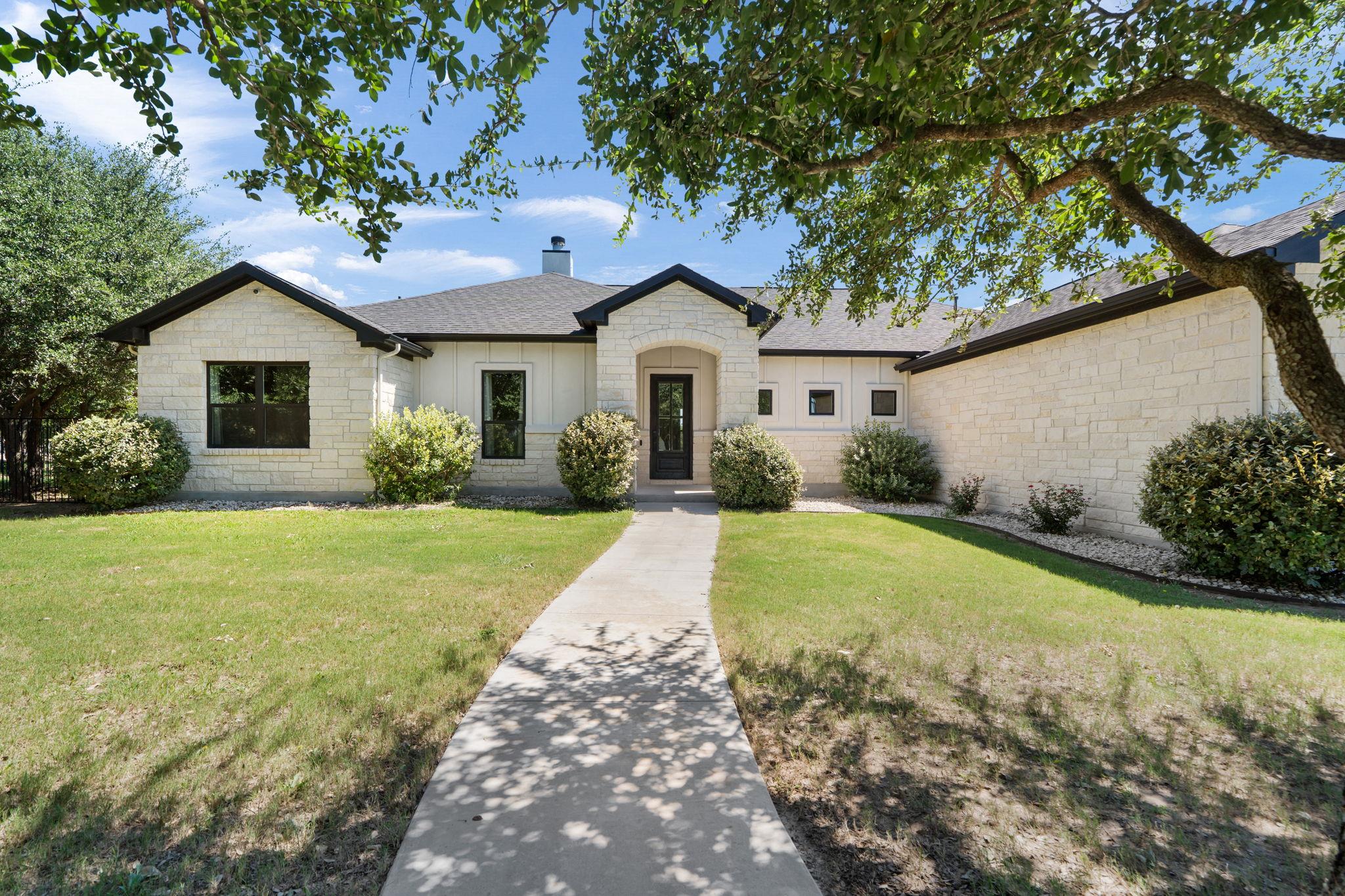 416 Buffalo Trl, Liberty Hill, TX 78642