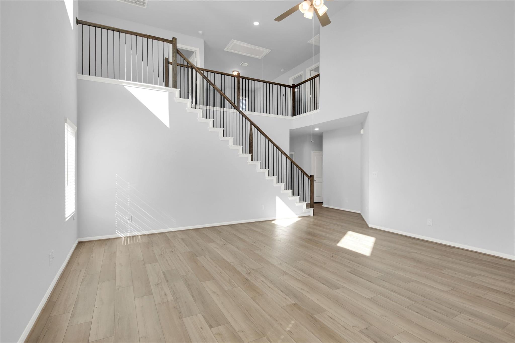 113 Greenthread Dr, Liberty Hill, TX 78642
