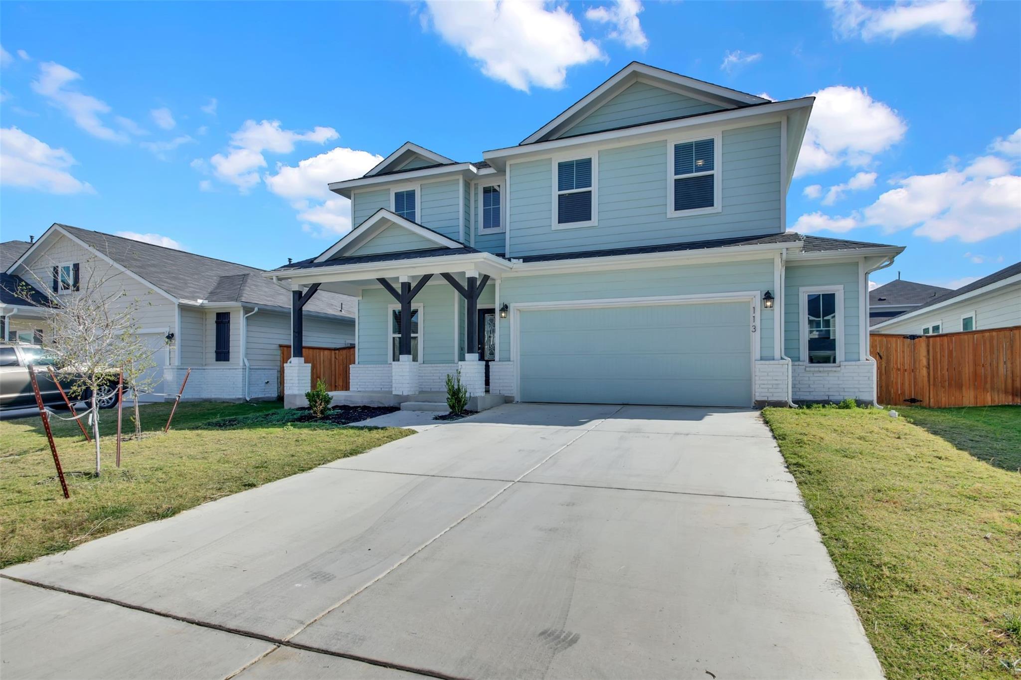 113 Greenthread Dr, Liberty Hill, TX 78642