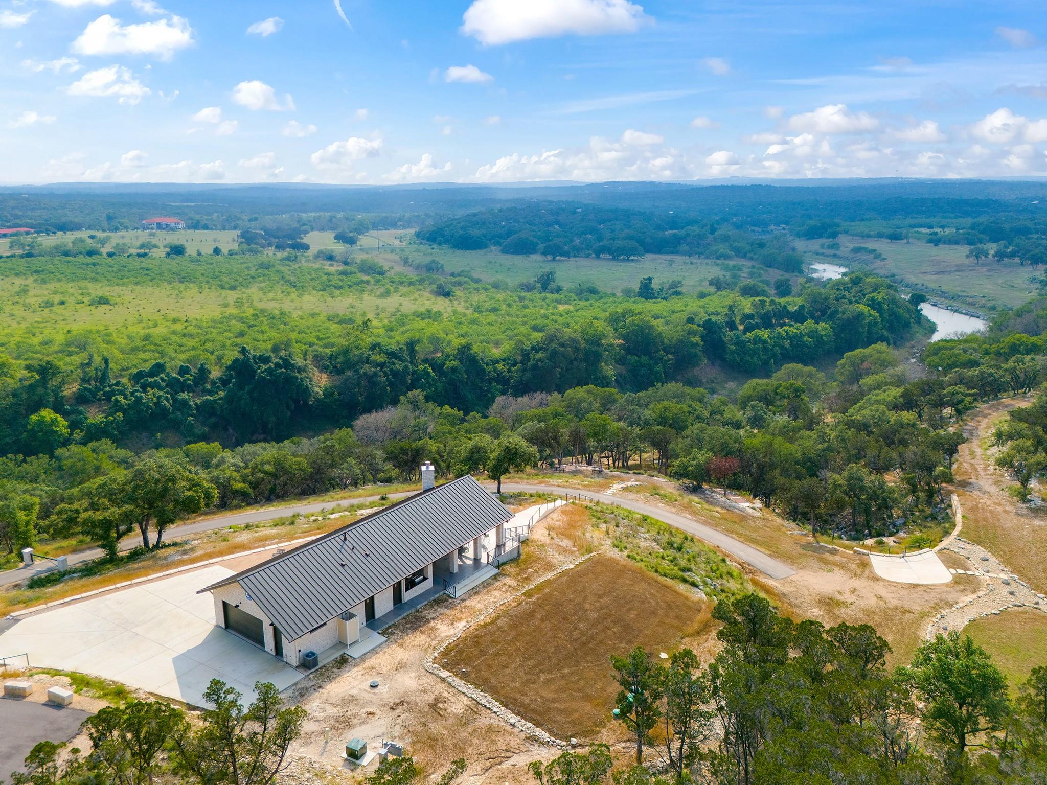 1942 Paradise Pkwy, Canyon Lake, TX 78133