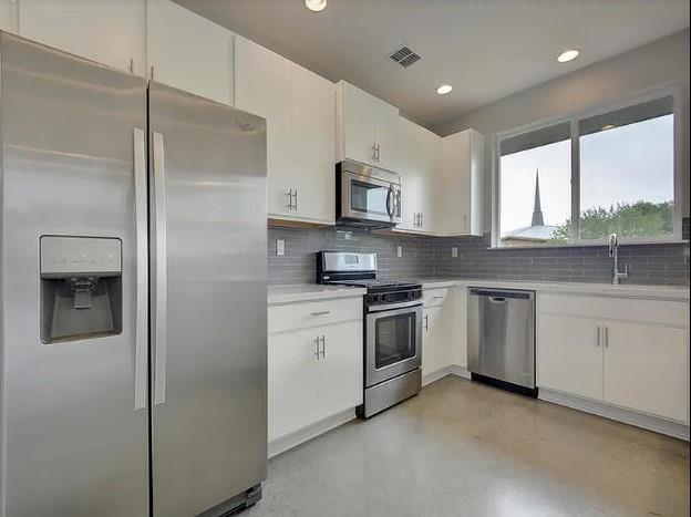 5616 S 1st St # 43, Austin, TX 78745