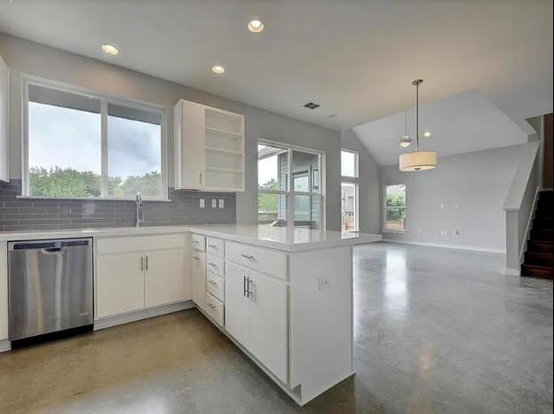 5616 S 1st St # 43, Austin, TX 78745