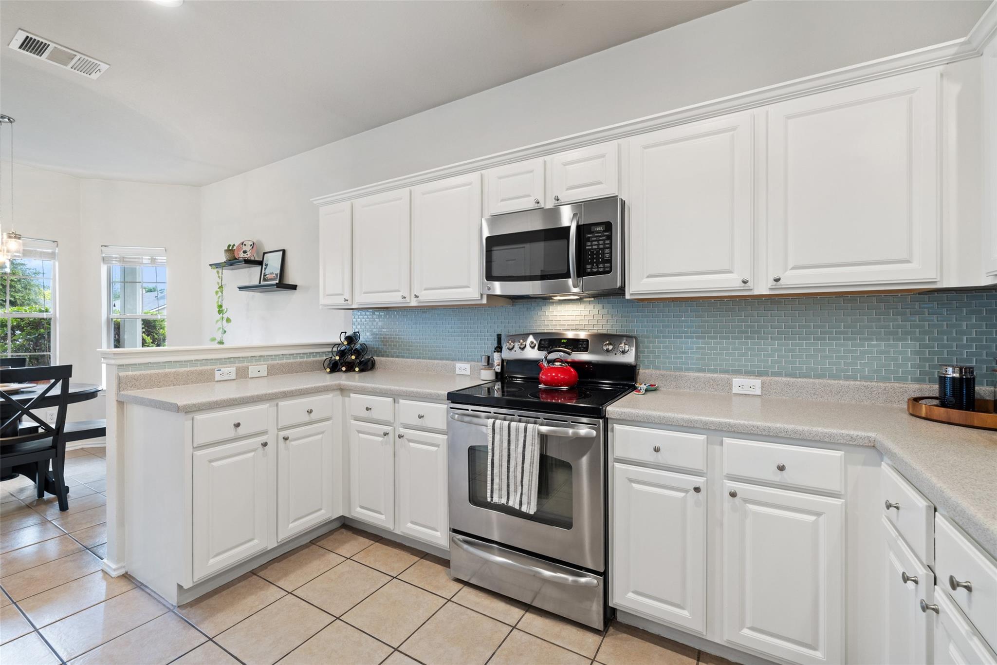 9204 Brents Elm Dr, Austin, TX 78744