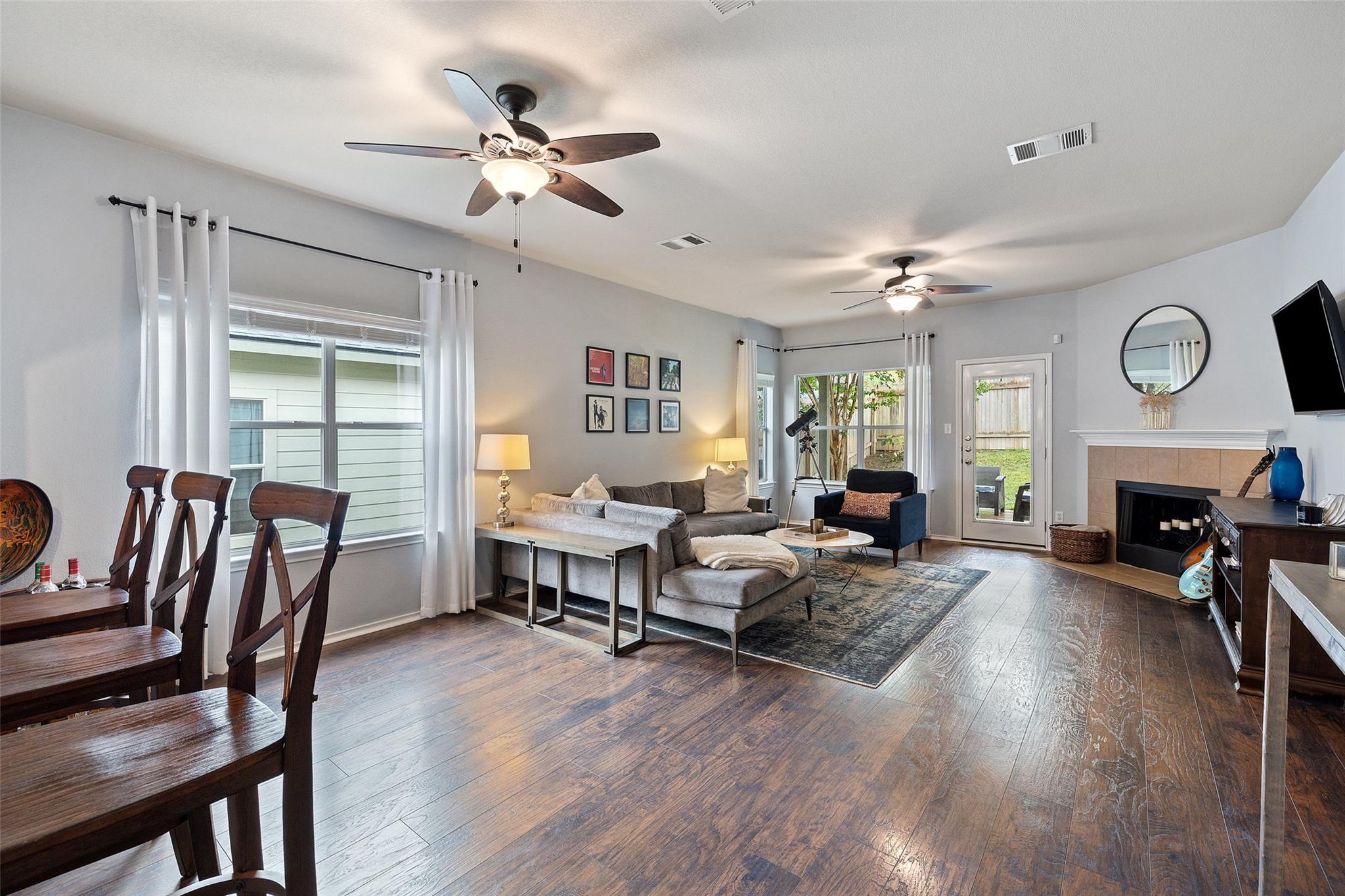 9204 Brents Elm Dr, Austin, TX 78744