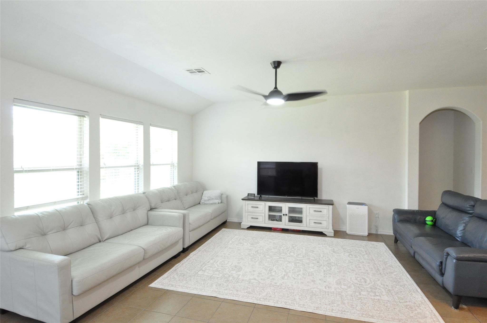 16805 Ruggio Rd, Pflugerville, TX 78660