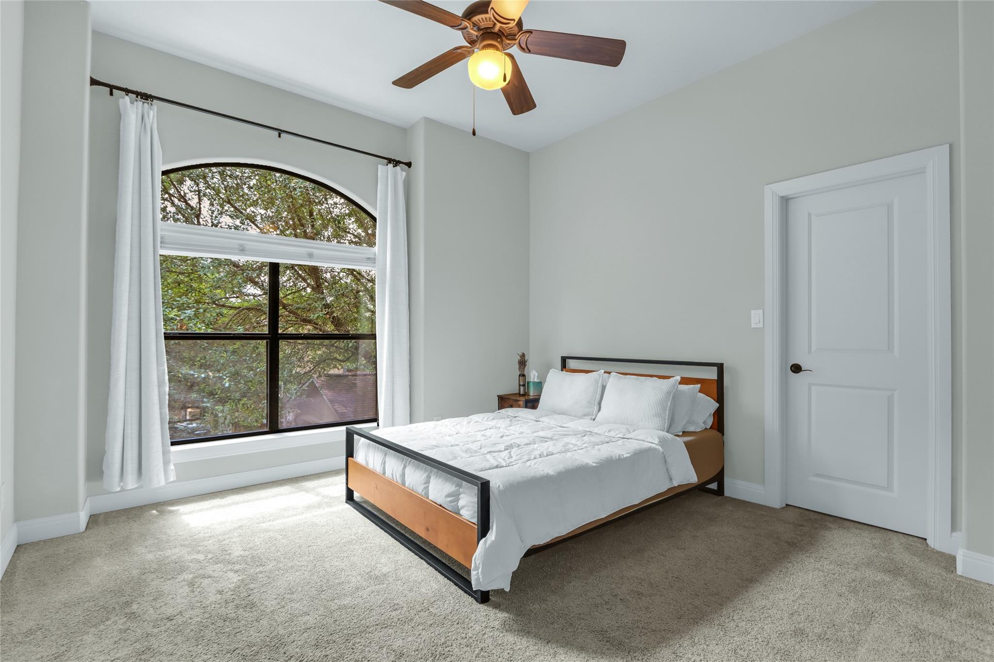2312 Thornton Rd # B, Austin, TX 78704