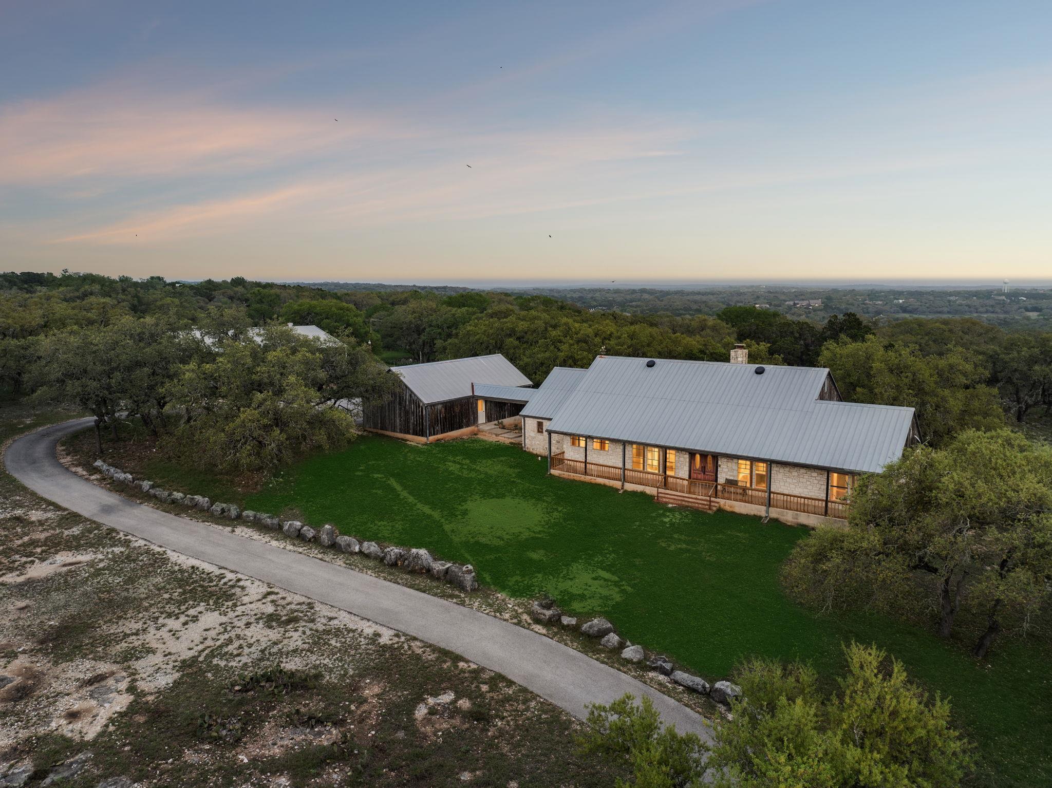27846 Natural Bridge Caverns Rd, San Antonio, TX 78266