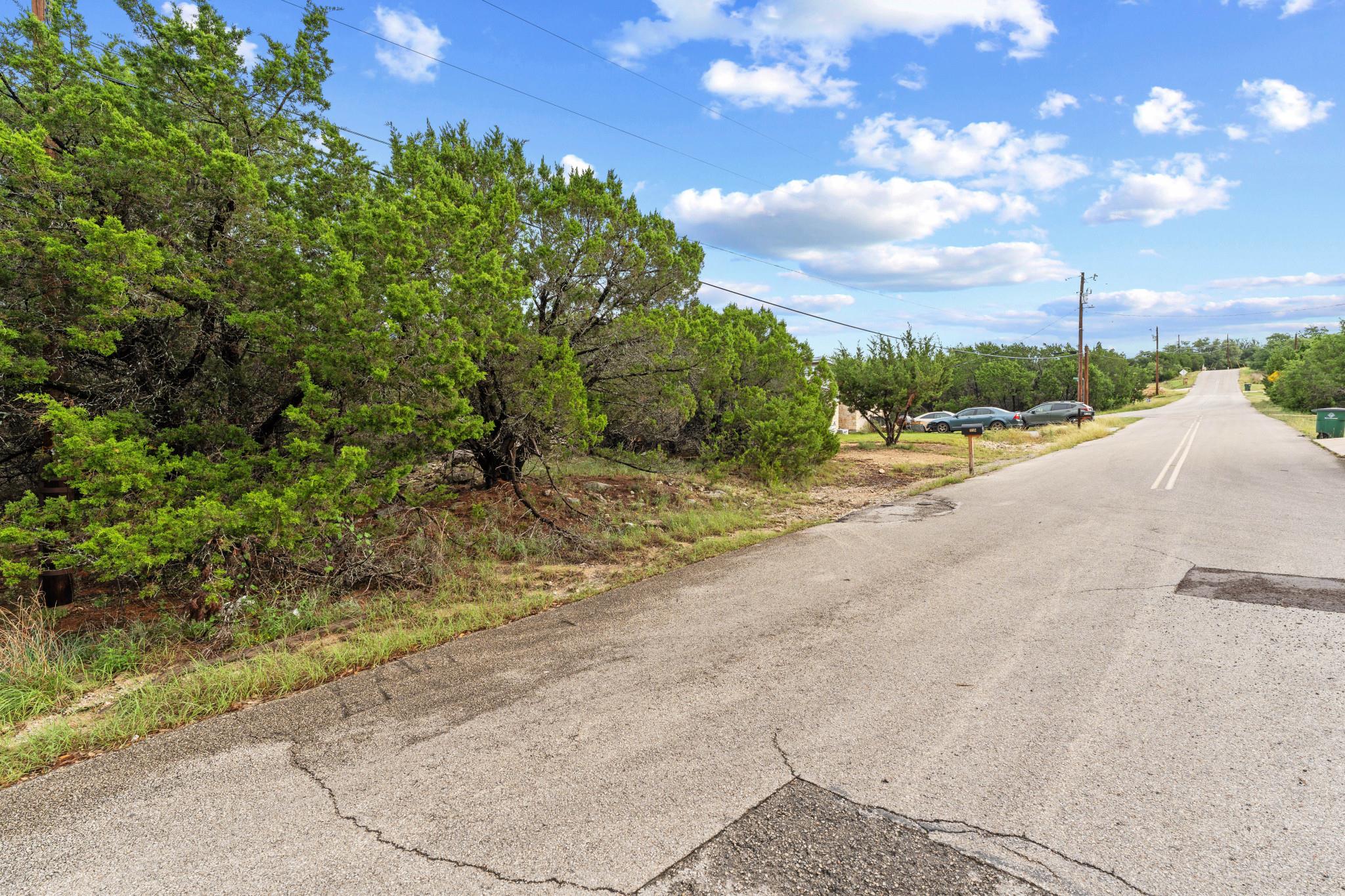 4602 Thunderbird Dr, Lago Vista, TX 78645