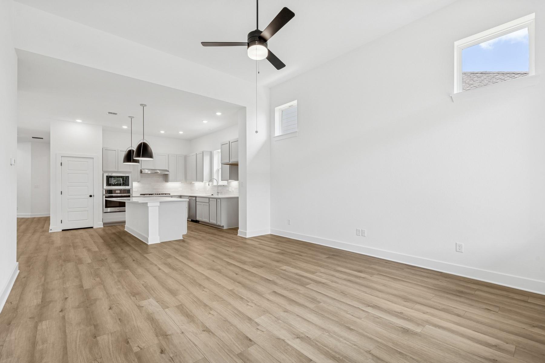 1412 South Brook Dr, Leander, TX 78641