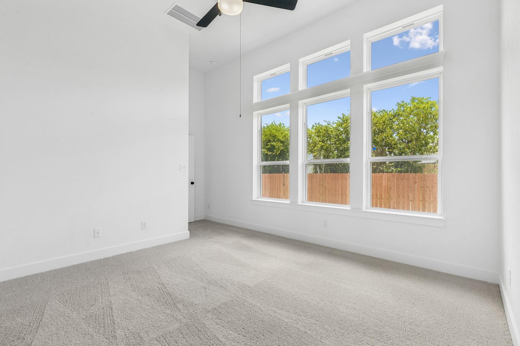 1412 South Brook Dr, Leander, TX 78641