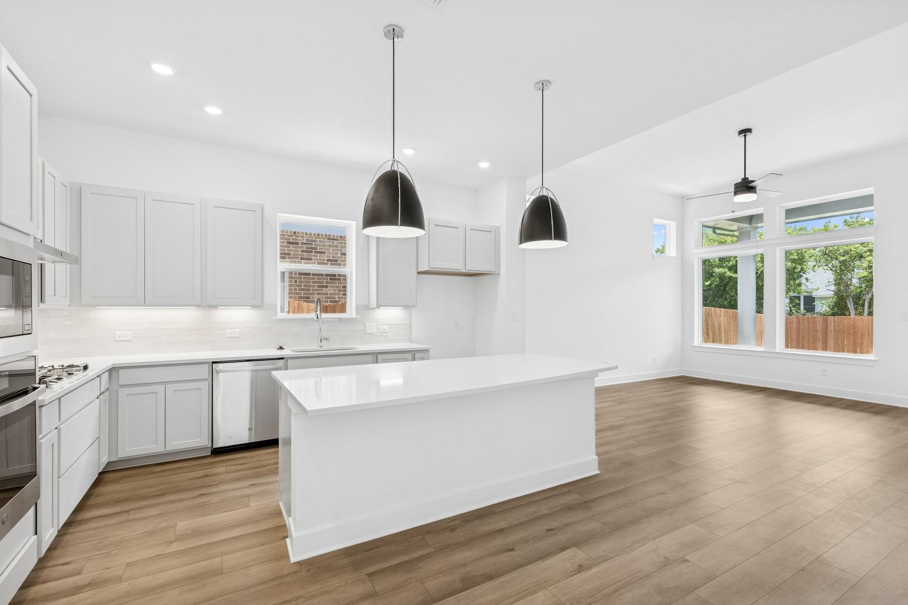 1412 South Brook Dr, Leander, TX 78641