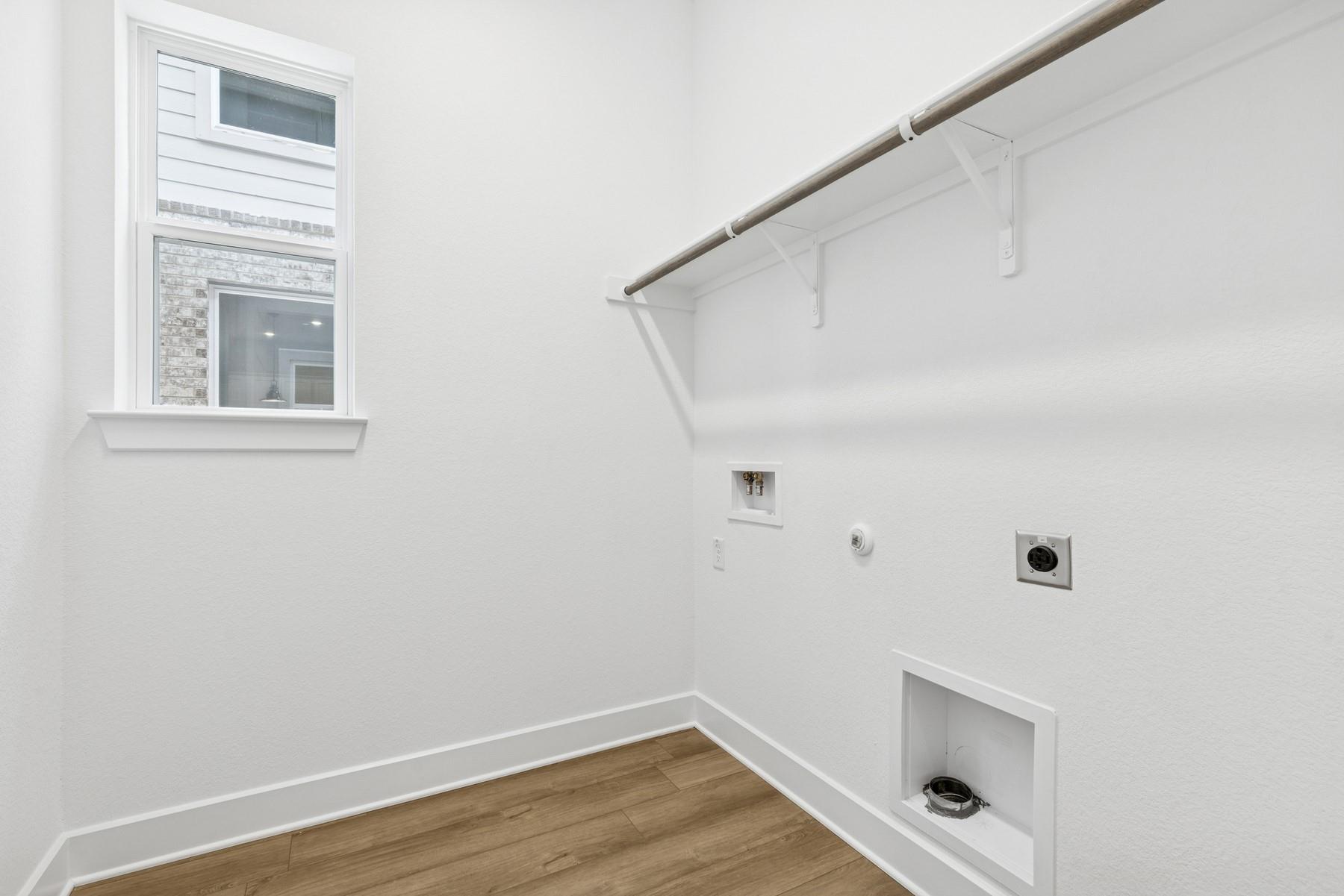 1412 South Brook Dr, Leander, TX 78641