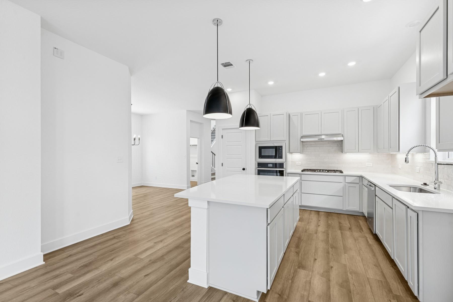 1412 South Brook Dr, Leander, TX 78641