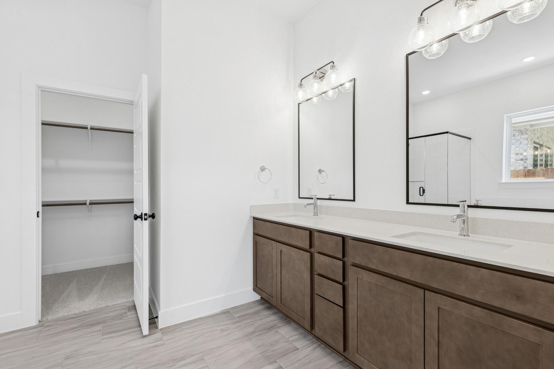 1412 South Brook Dr, Leander, TX 78641