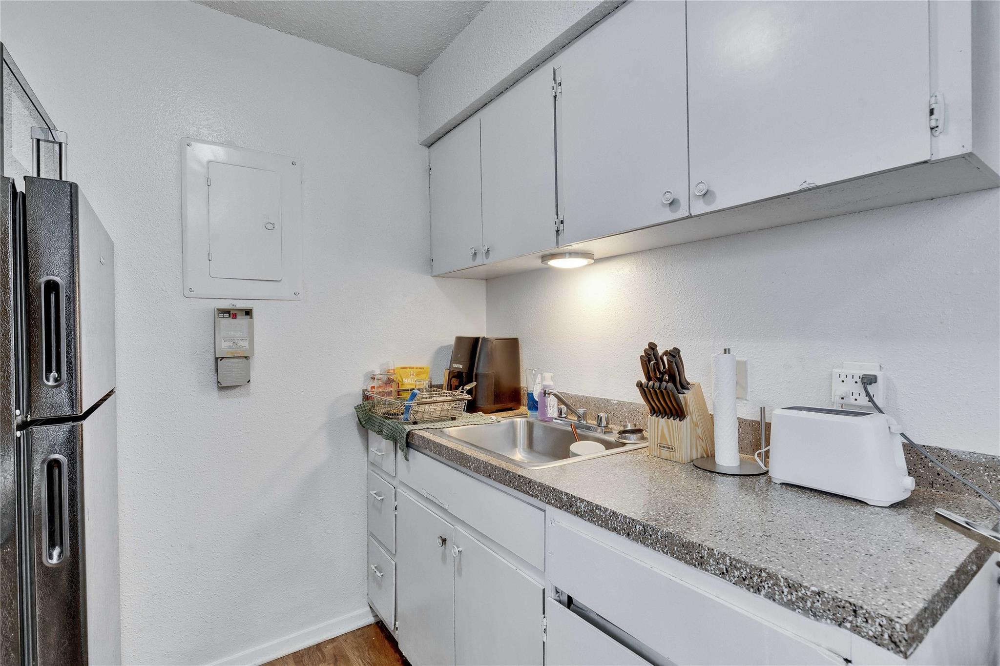 2803 Hemphill Park # B106, Austin, TX 78705