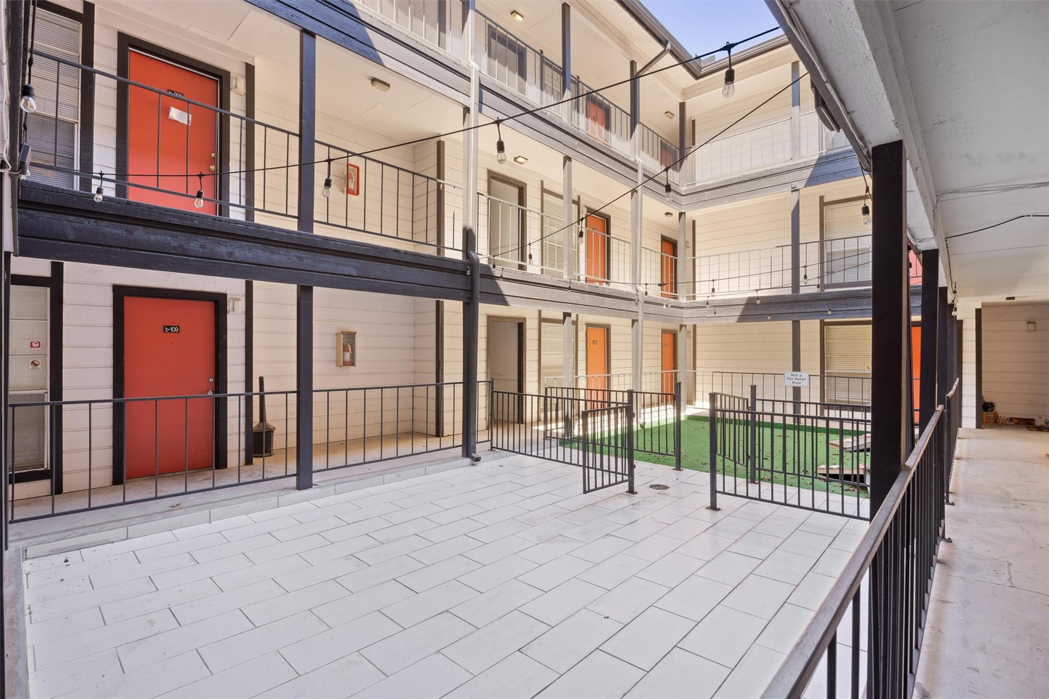 2803 Hemphill Park # B106, Austin, TX 78705