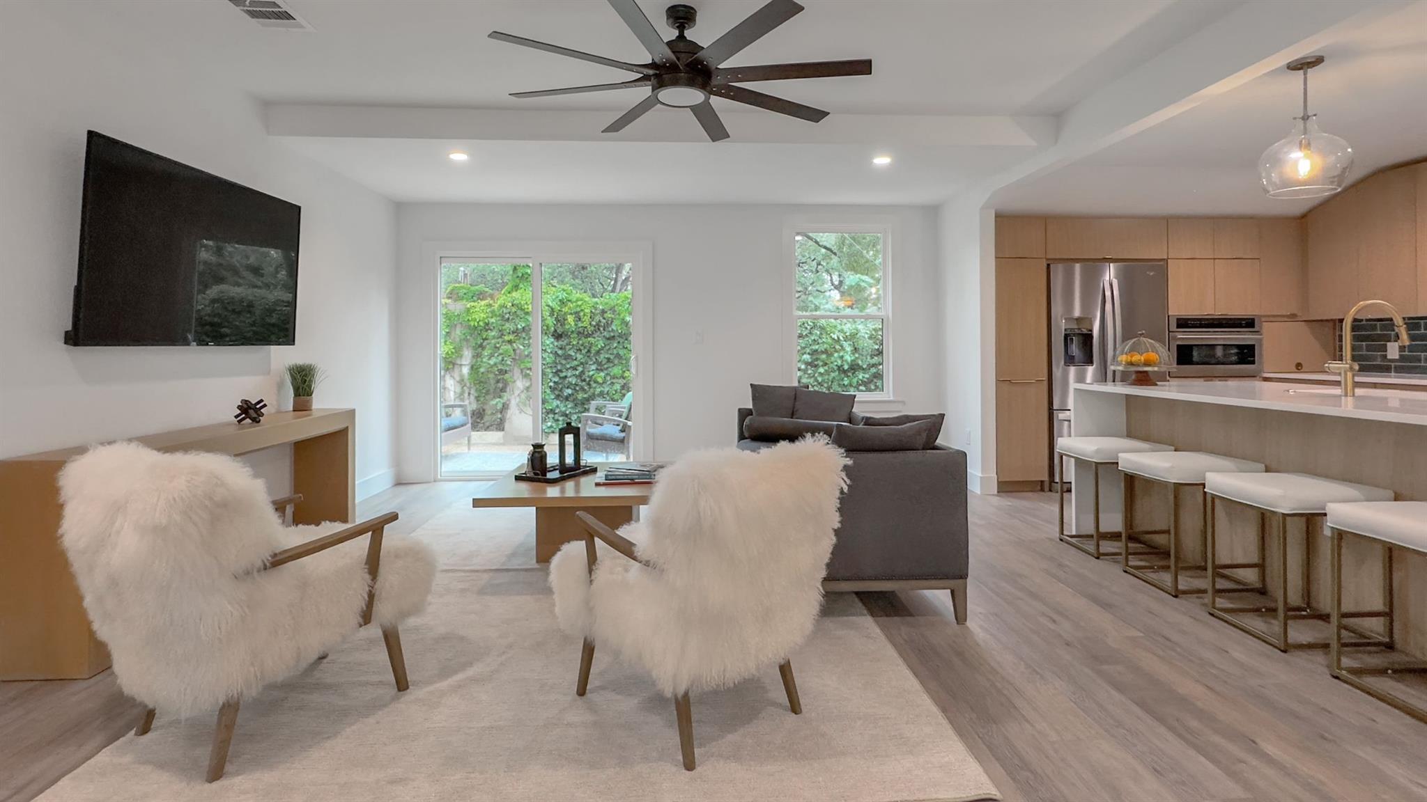 6709 Vine St, Austin, TX 78757