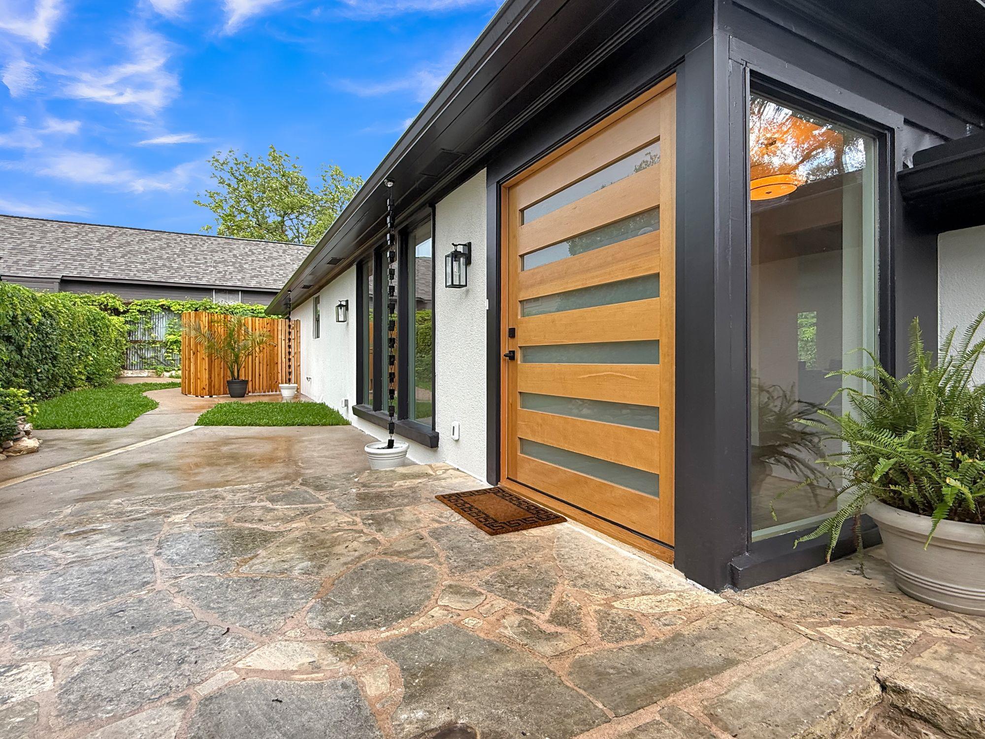 6709 Vine St, Austin, TX 78757