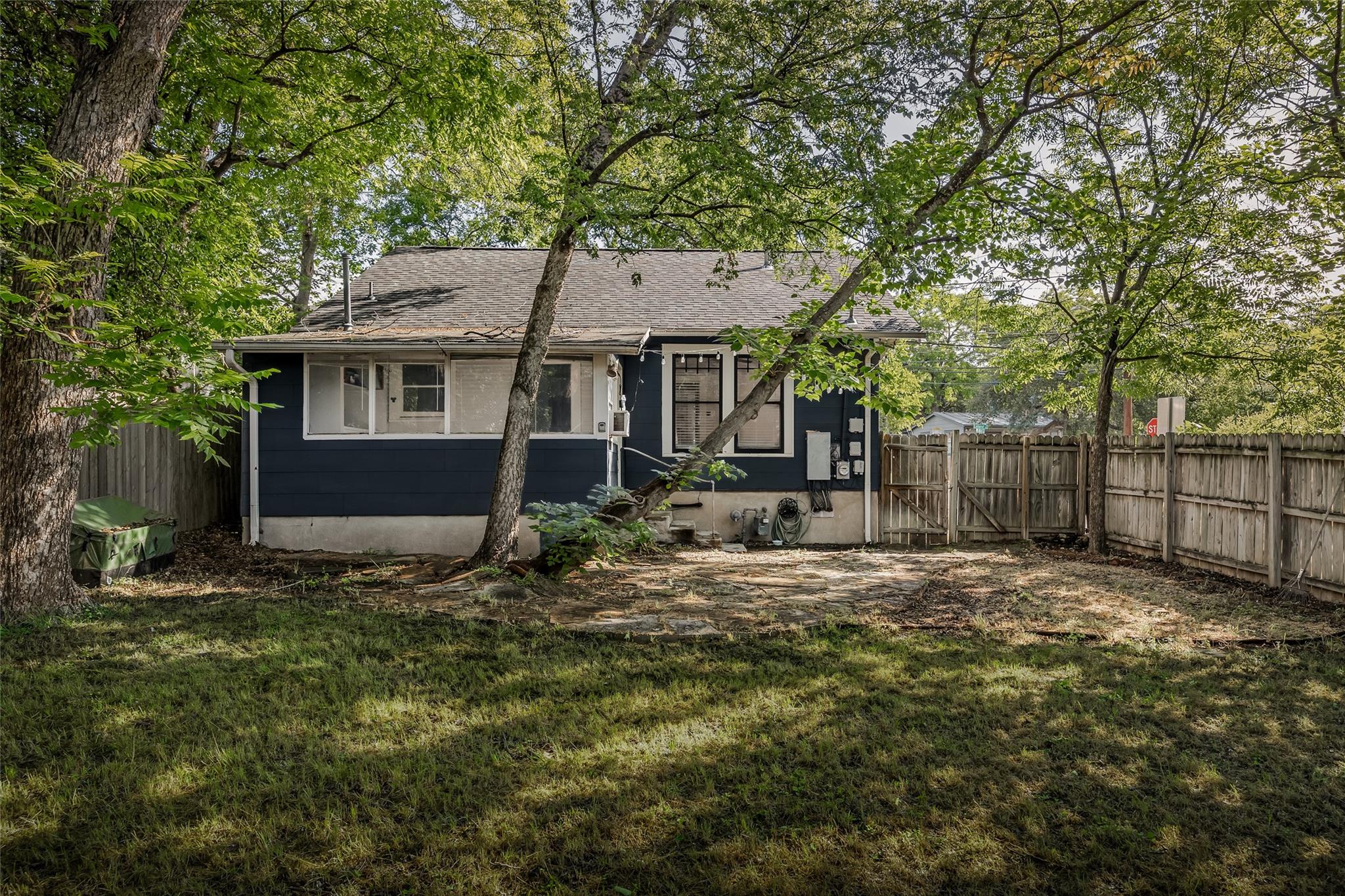 217 Leland St, Austin, TX 78704