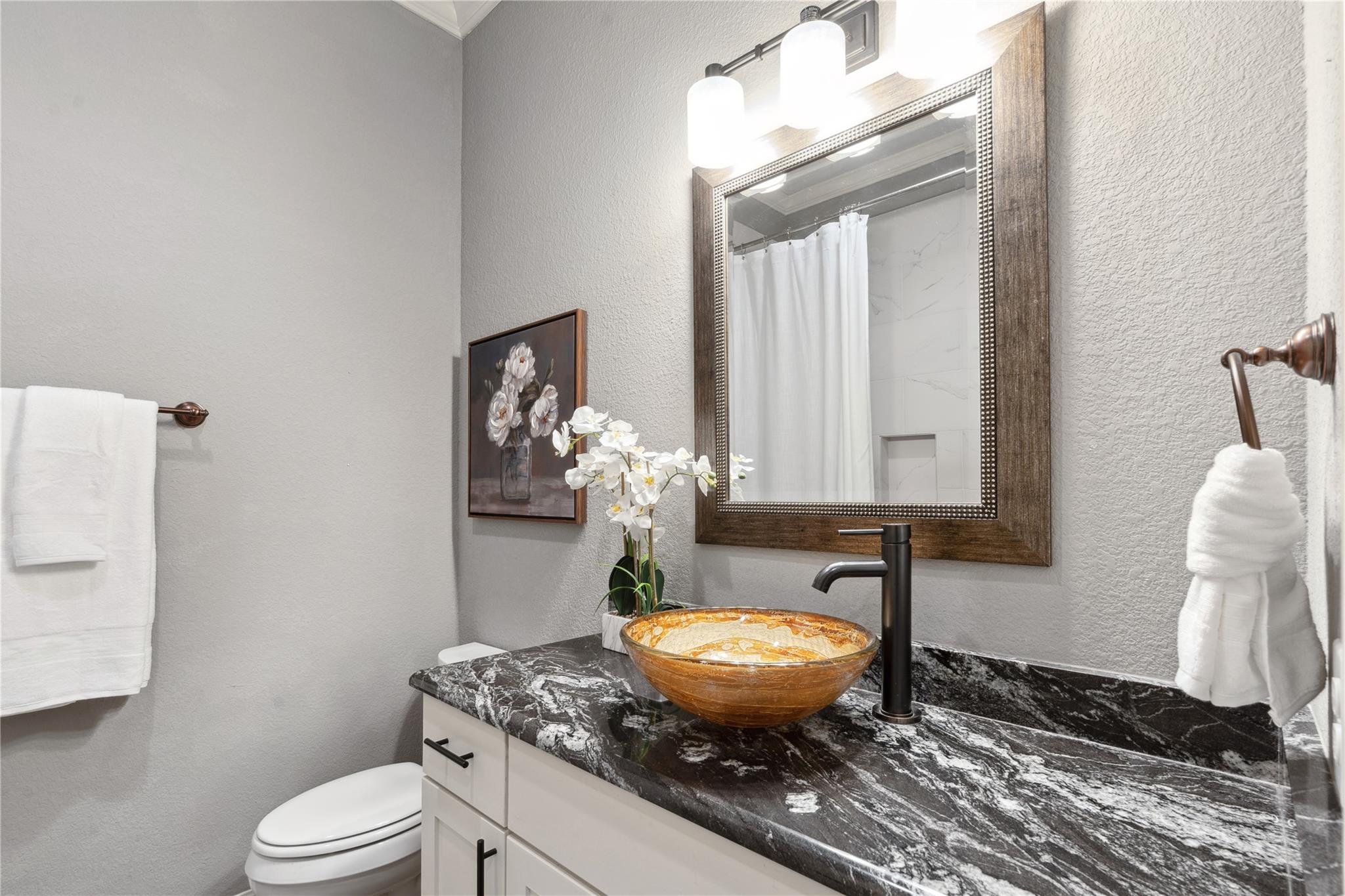 3311 Boone Dr, Lago Vista, TX 78645