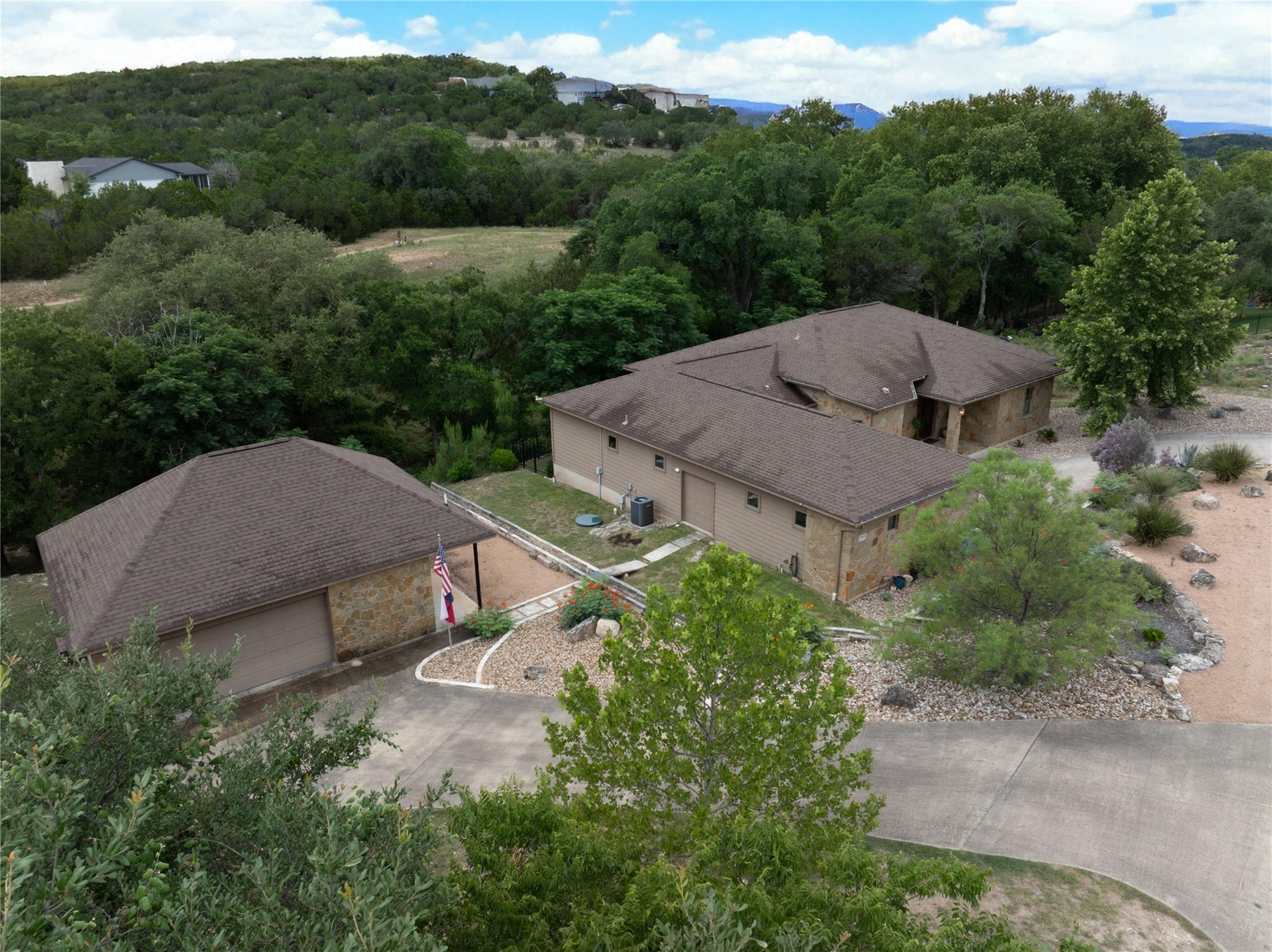 3311 Boone Dr, Lago Vista, TX 78645
