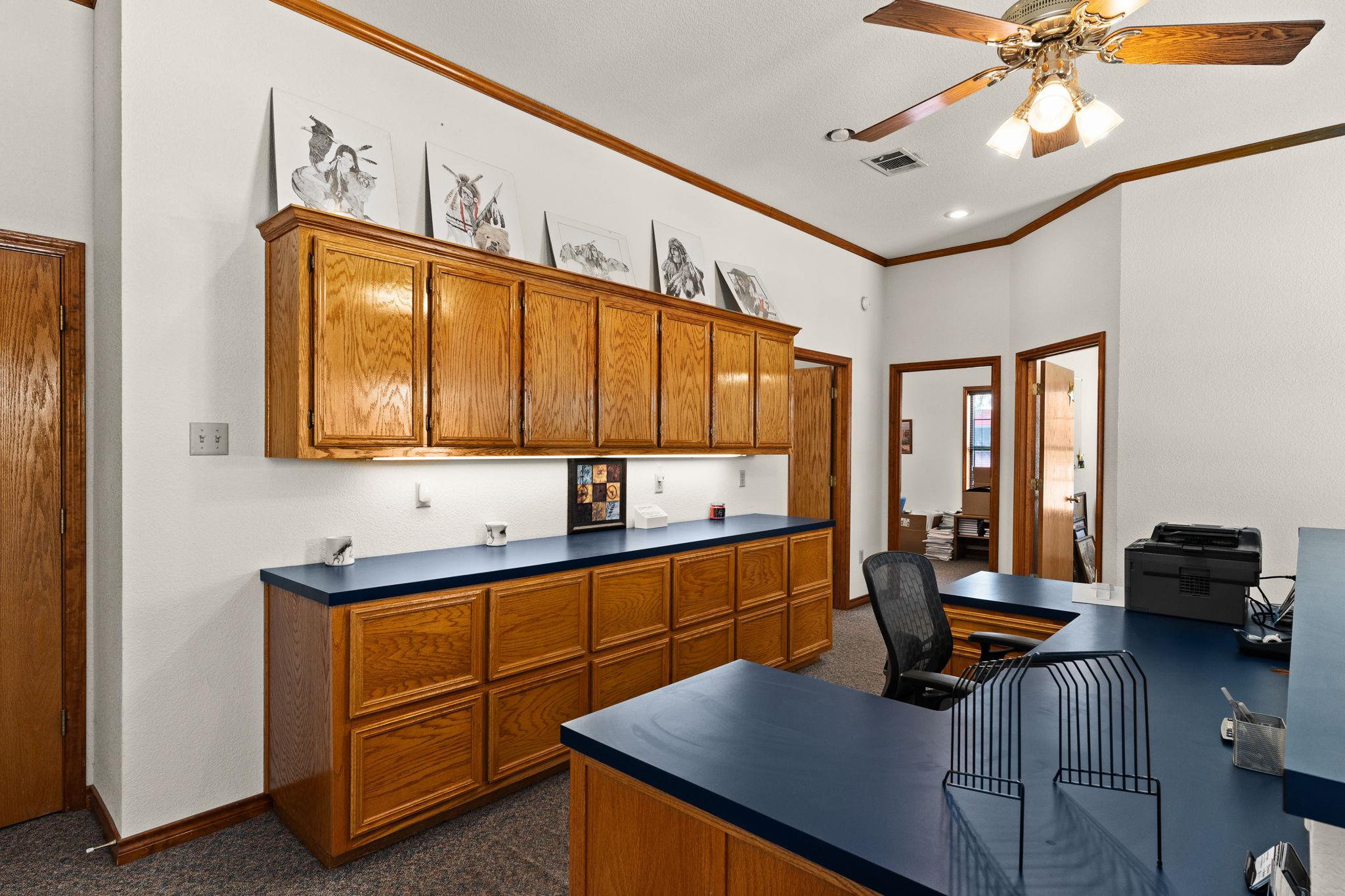408 N Key Ave, Lampasas, TX 76550