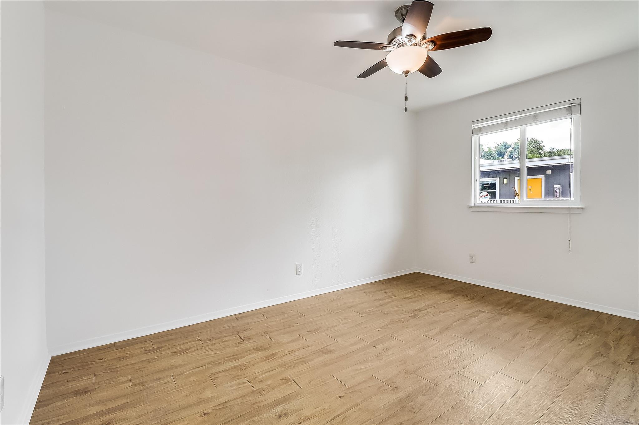 2401 Manor Rd # 210, Austin, TX 78722