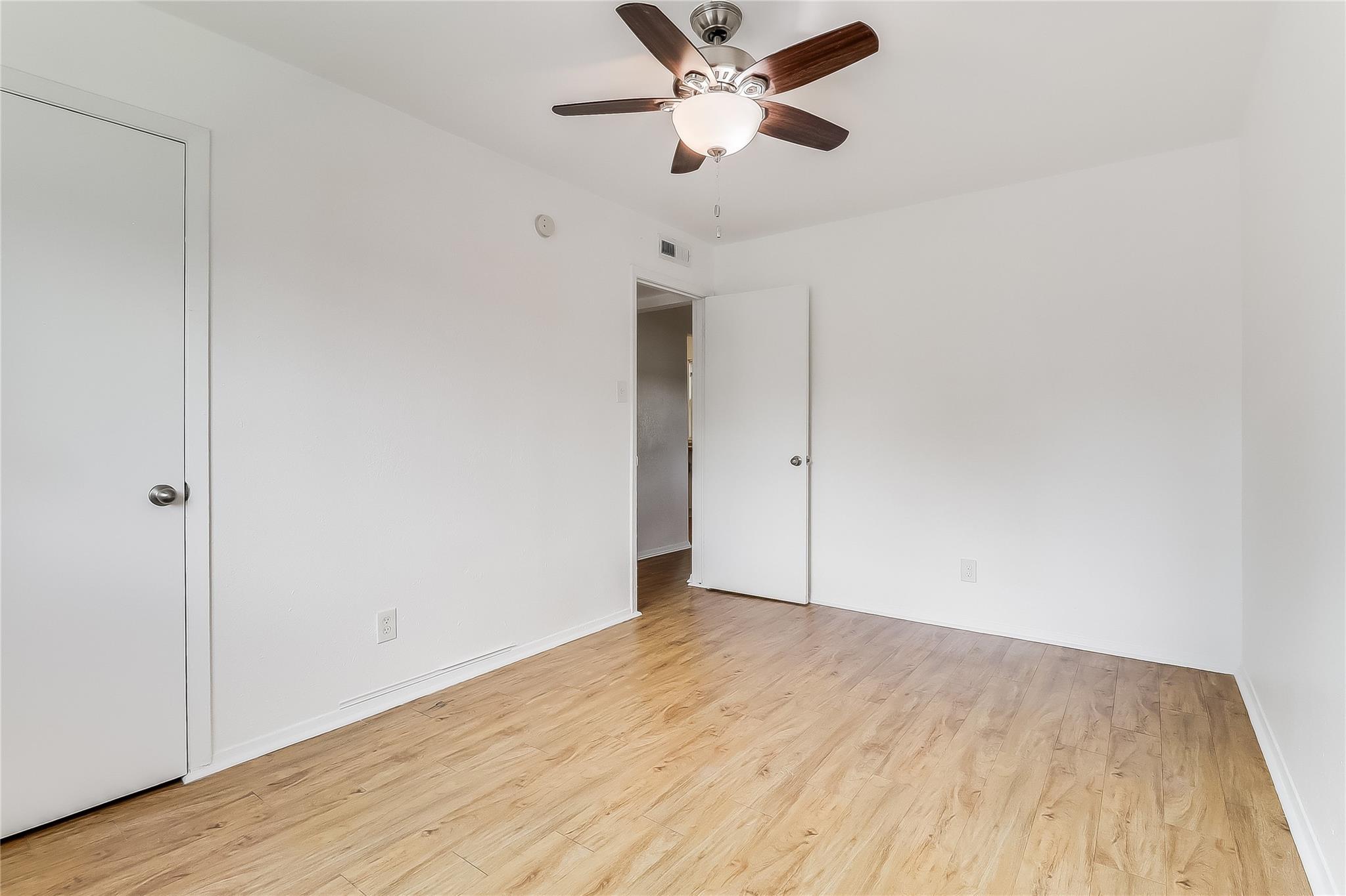 2401 Manor Rd # 210, Austin, TX 78722