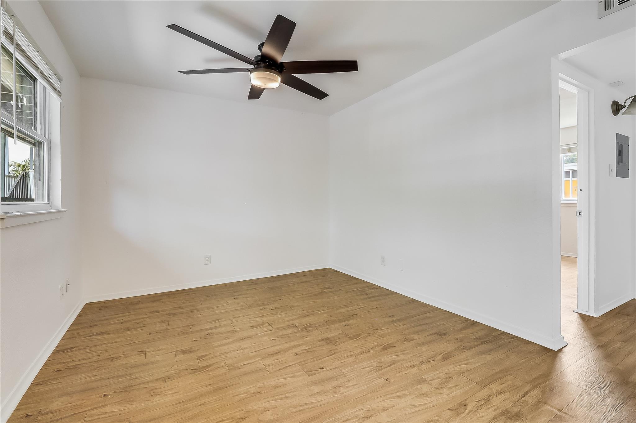 2401 Manor Rd # 210, Austin, TX 78722