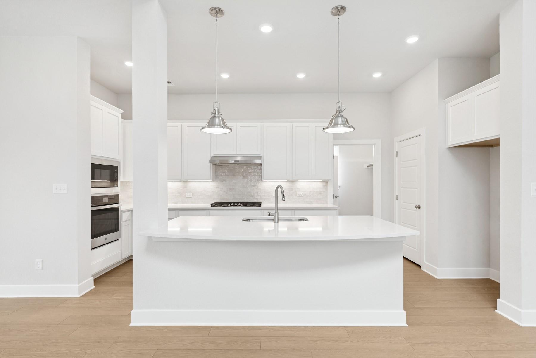 1416 South Brook Dr, Leander, TX 78641