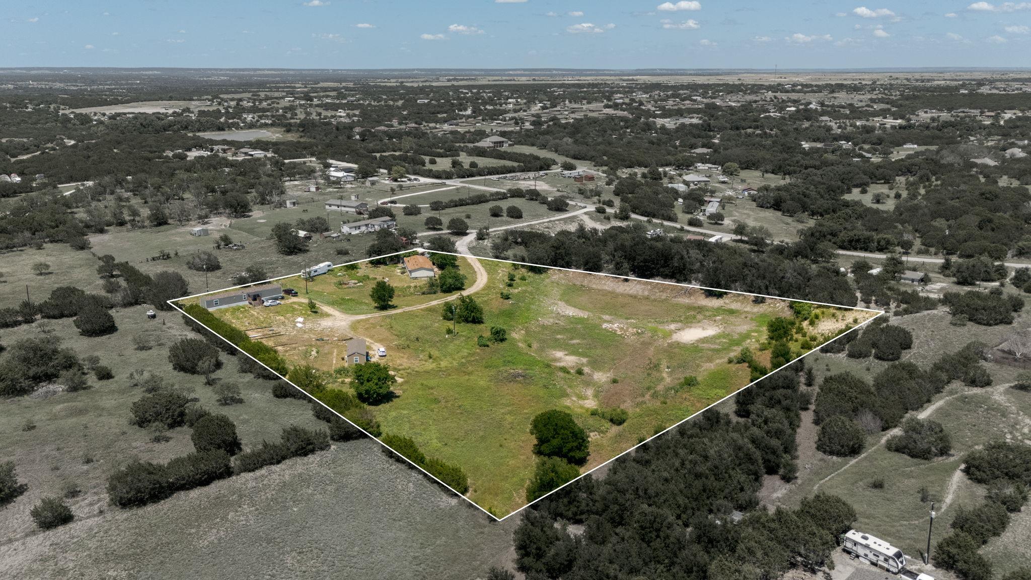 1039 Twin Mountain Rd, Copperas Cove, TX 76522