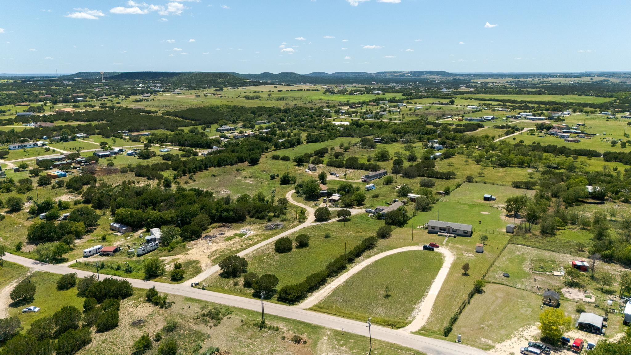 1039 Twin Mountain Rd, Copperas Cove, TX 76522