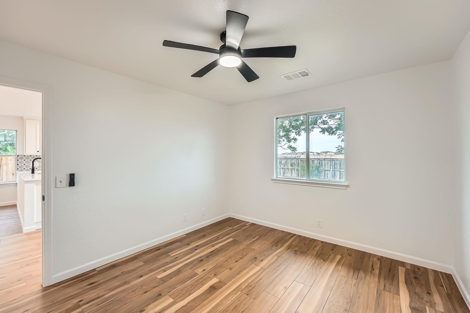 16825 Hamilton Point Cir, Manor, TX 78653