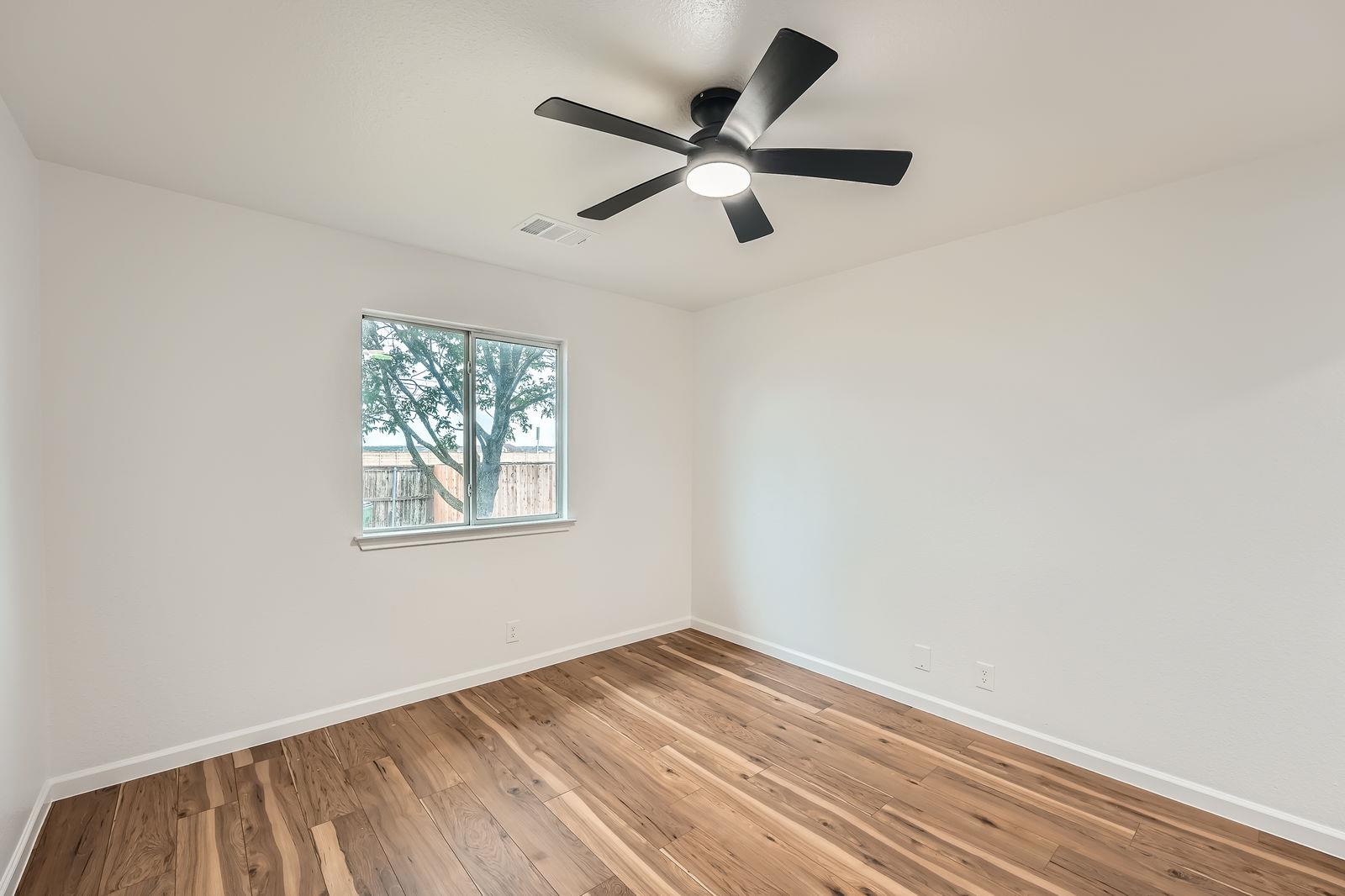 16825 Hamilton Point Cir, Manor, TX 78653