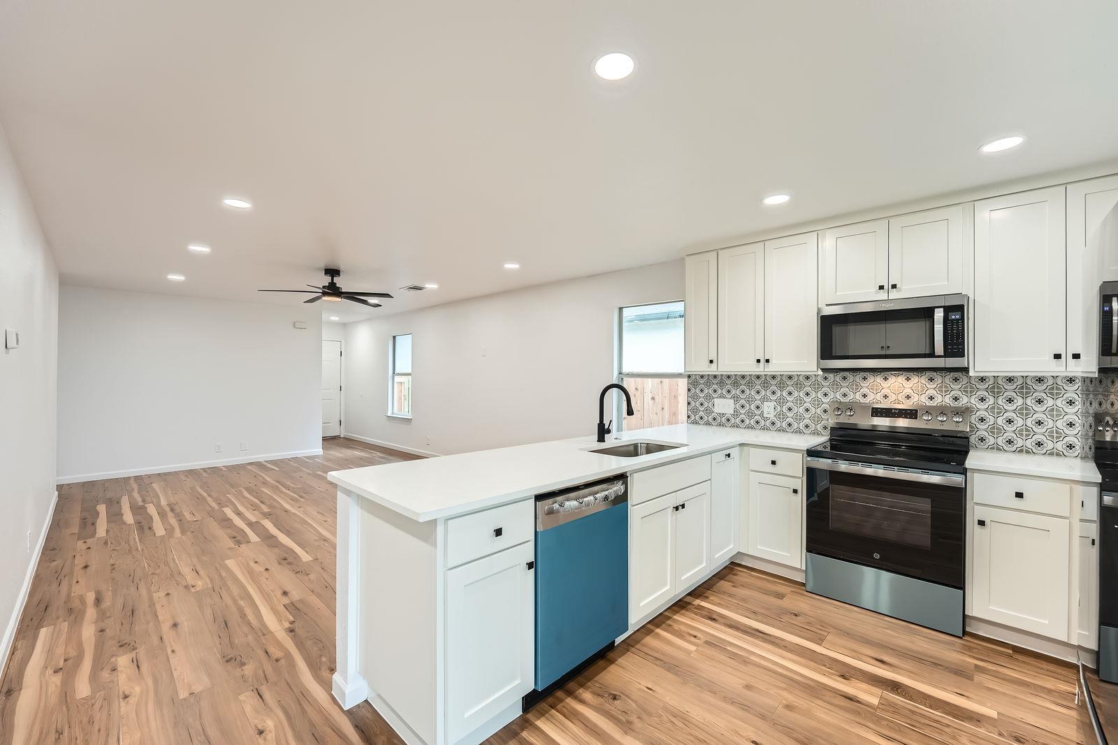 16825 Hamilton Point Cir, Manor, TX 78653