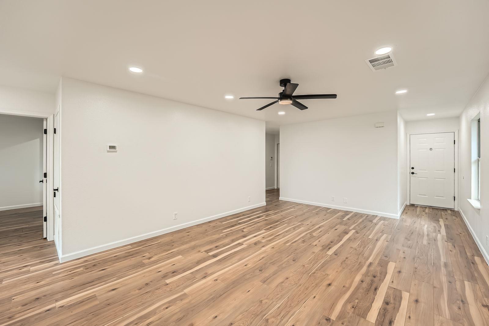 16825 Hamilton Point Cir, Manor, TX 78653