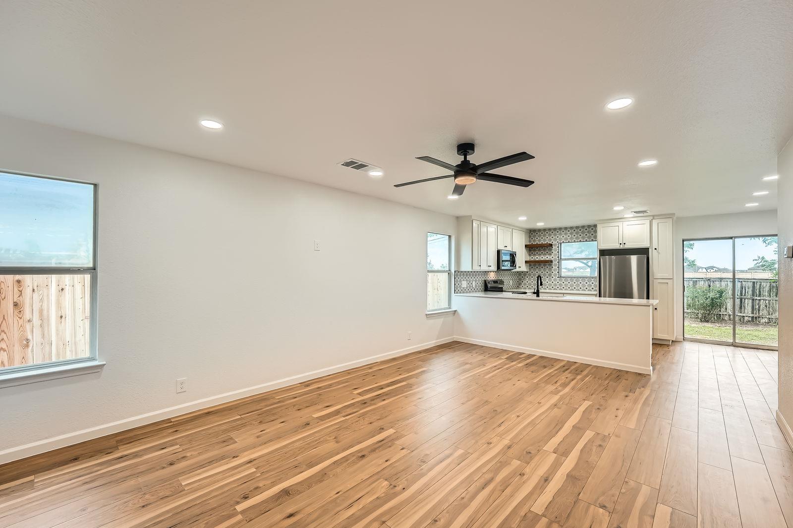16825 Hamilton Point Cir, Manor, TX 78653