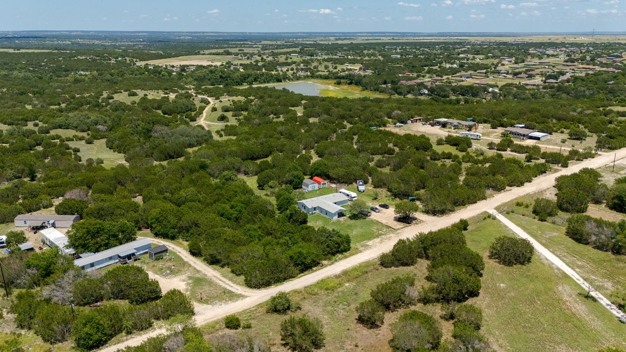 1202 Twin Mountain Rd, Copperas Cove, TX 76522