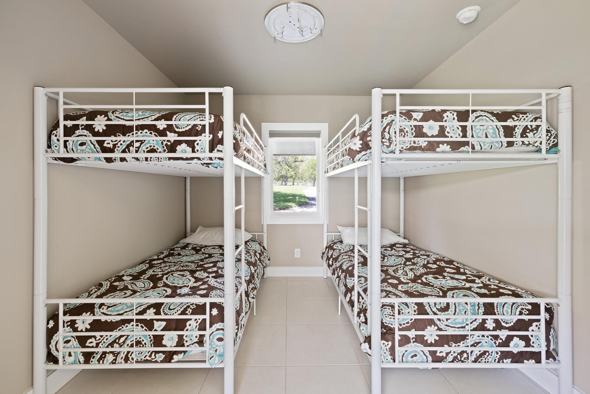 2401 Manana St, Austin, TX 78730