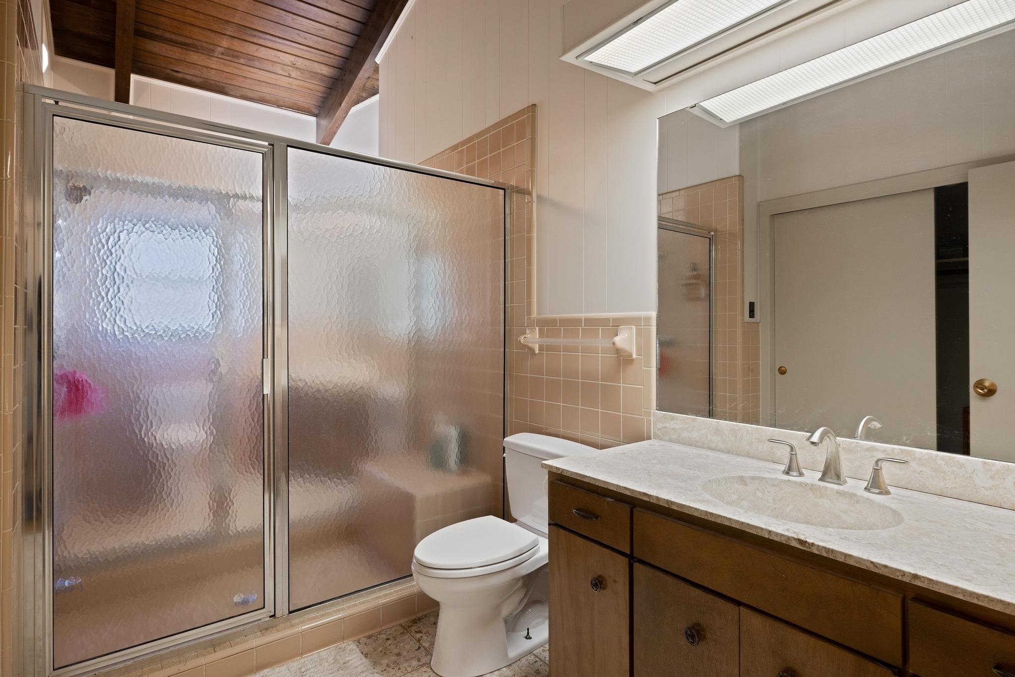 2401 Manana St, Austin, TX 78730