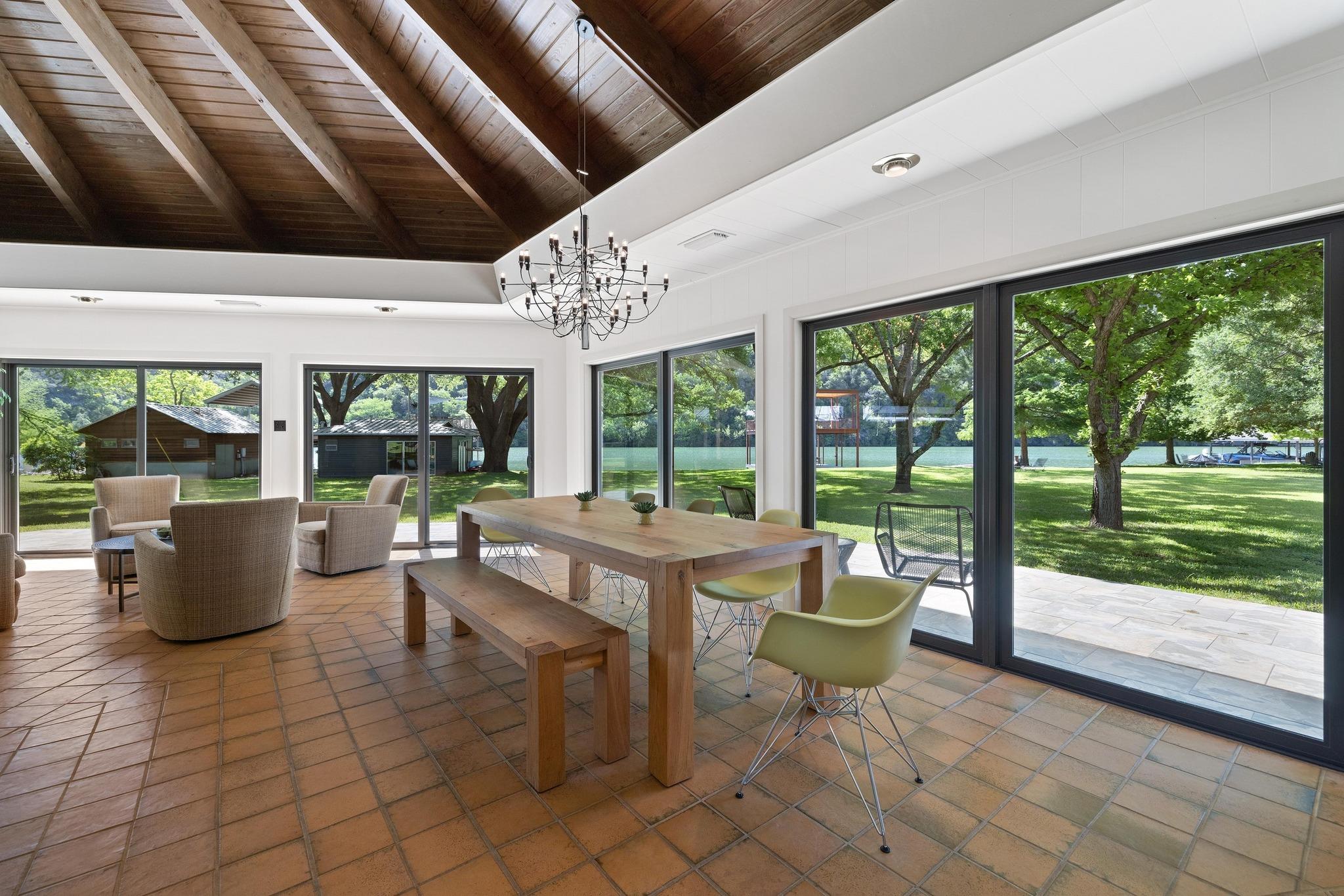 2401 Manana St, Austin, TX 78730