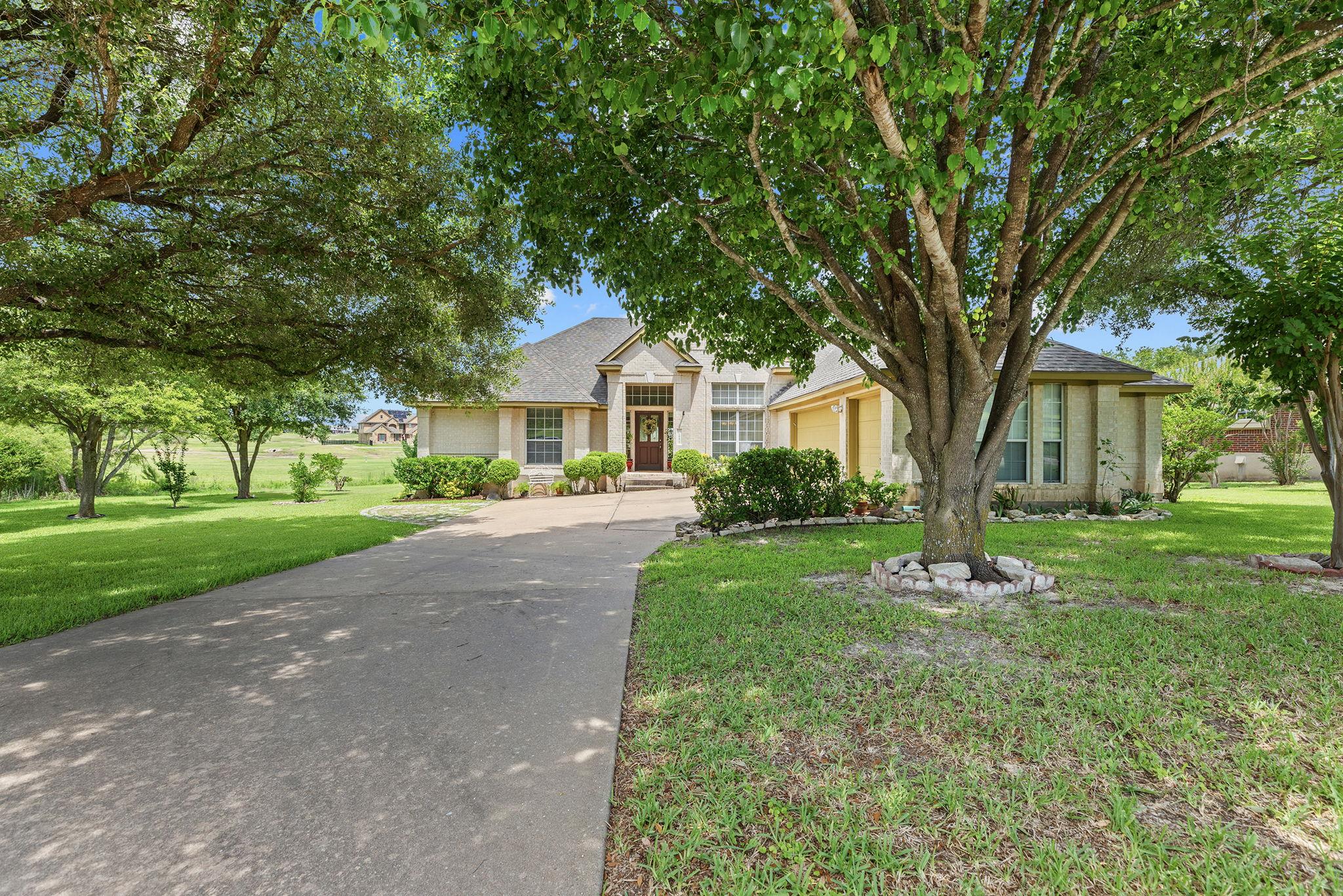 19425 Kennemer Dr, Pflugerville, TX 78660