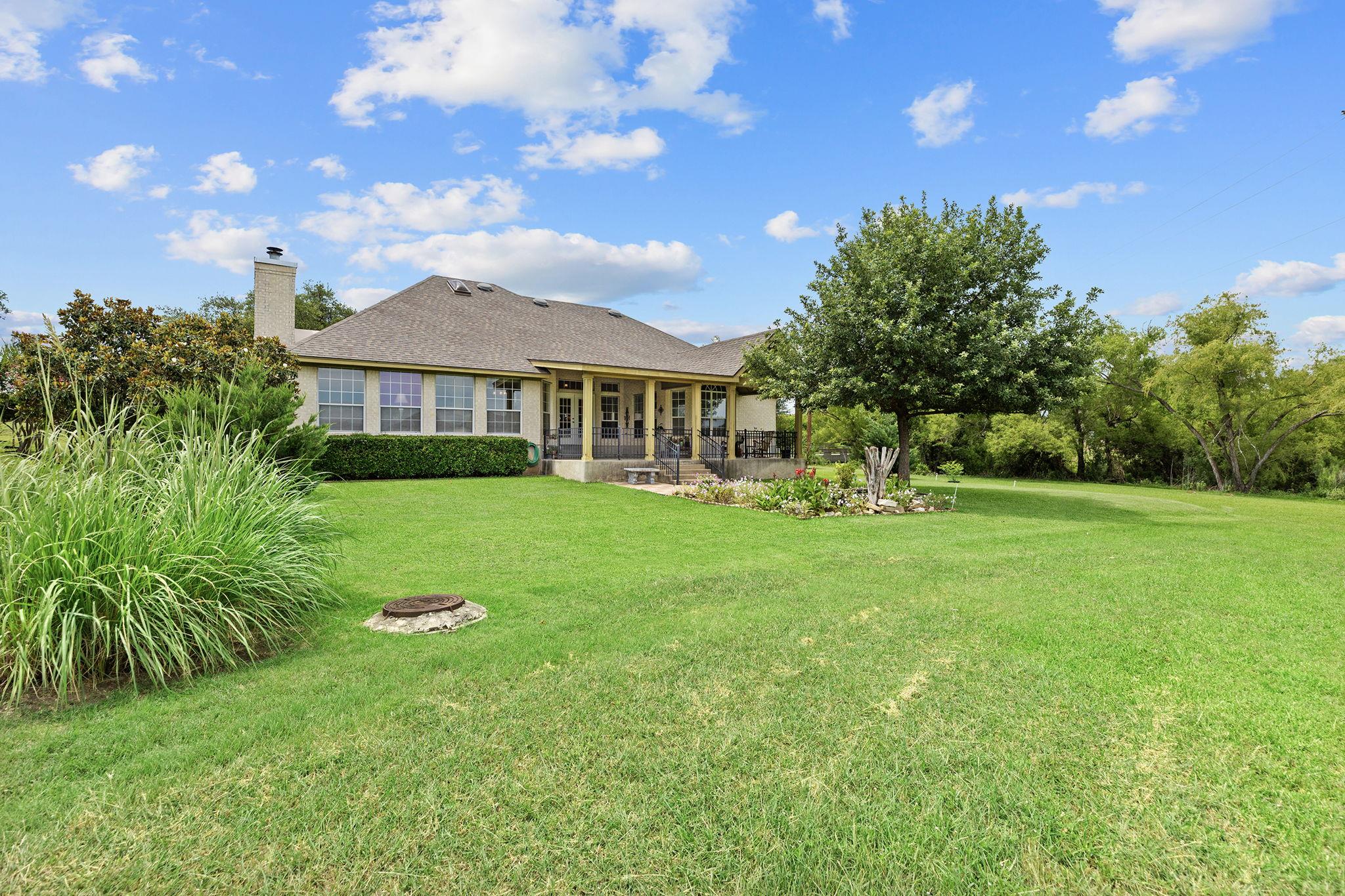 19425 Kennemer Dr, Pflugerville, TX 78660
