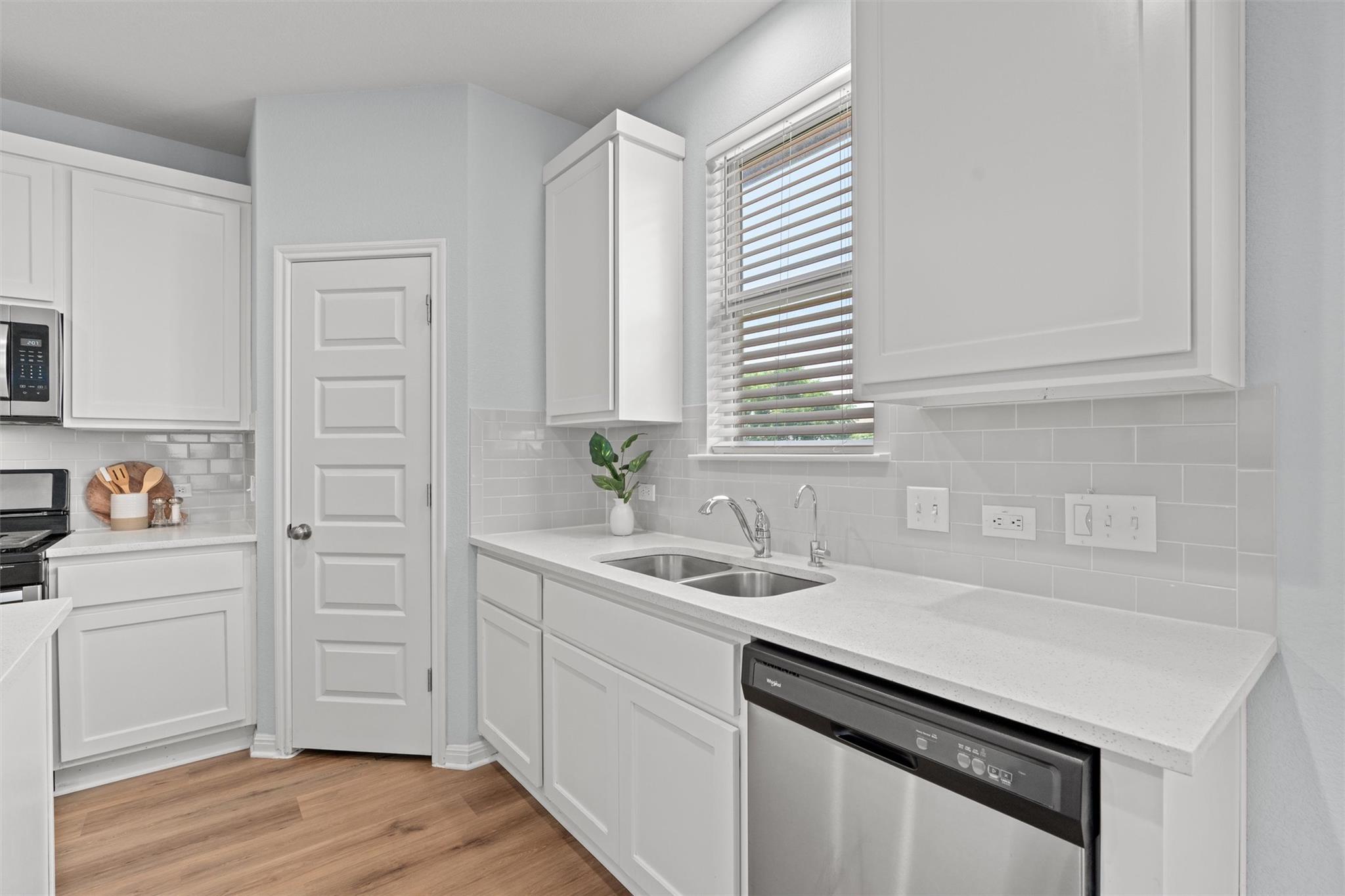 557 Rearing Mare Pass, Georgetown, TX 78626