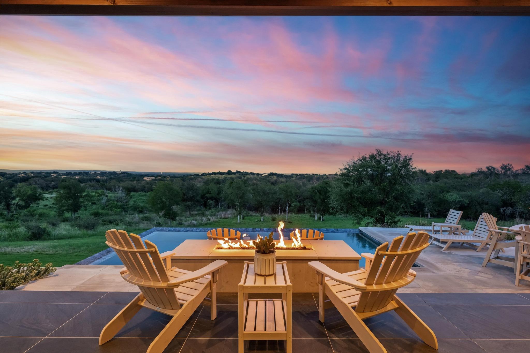 111 Rock N Robyn Trail, Horseshoe Bay, TX 78657