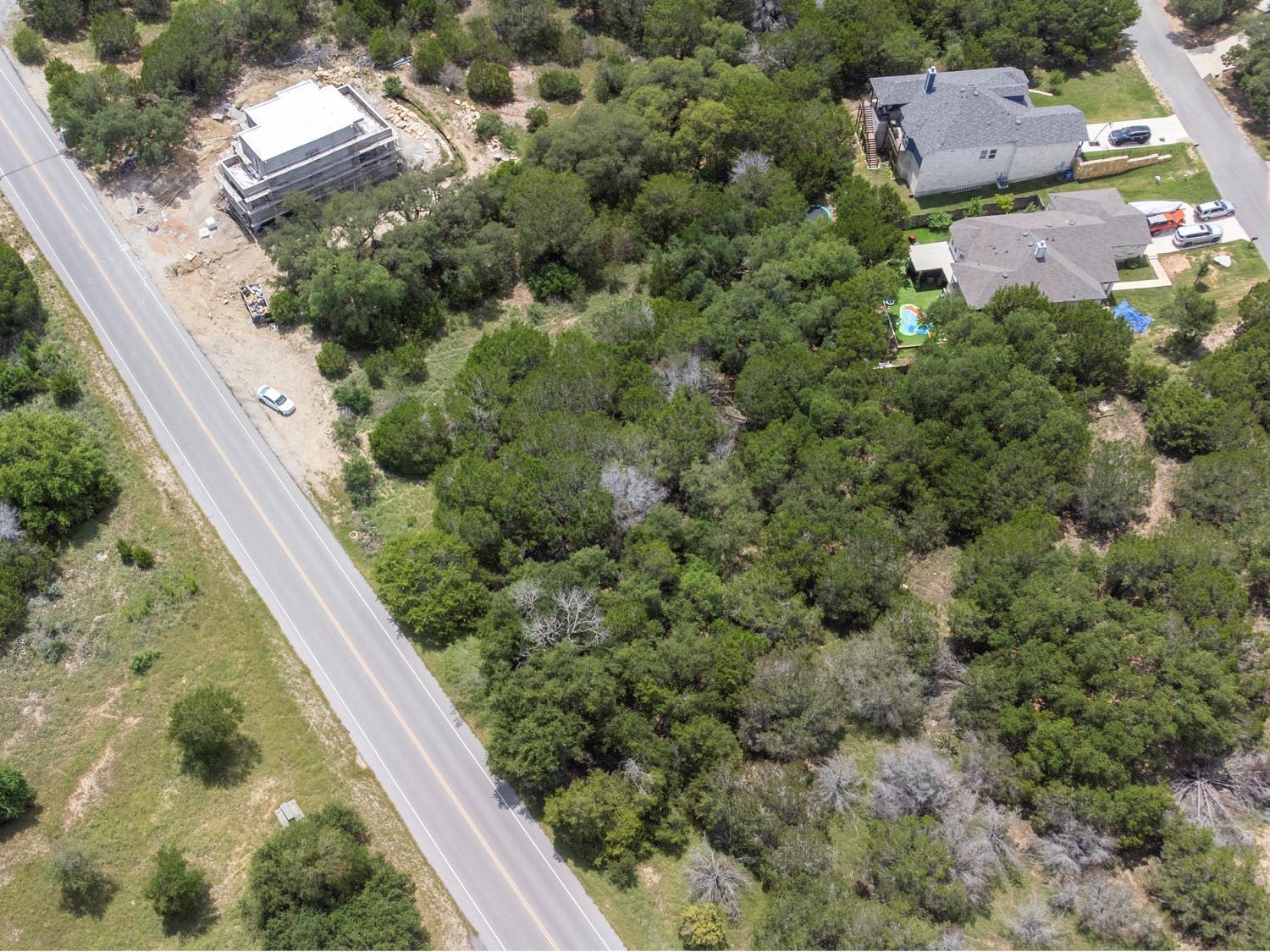 21000 Highland Lake Dr, Lago Vista, TX 78645