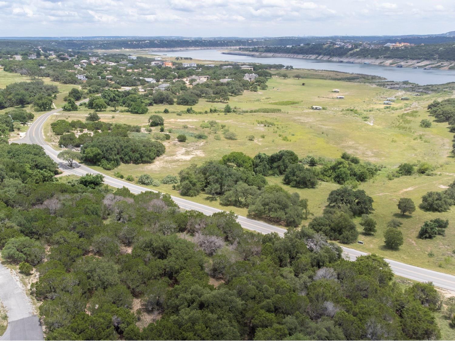 21000 Highland Lake Dr, Lago Vista, TX 78645