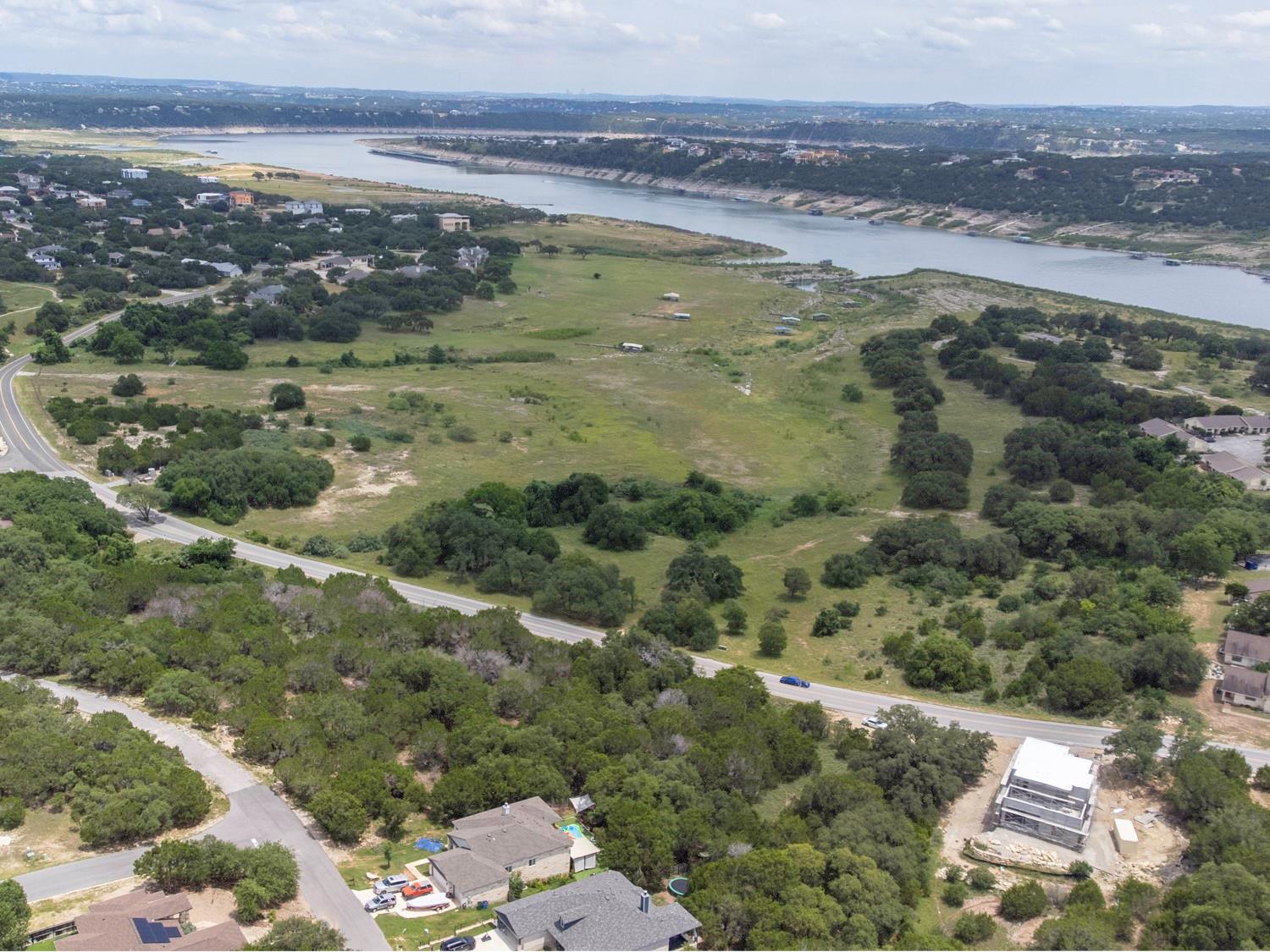 21000 Highland Lake Dr, Lago Vista, TX 78645