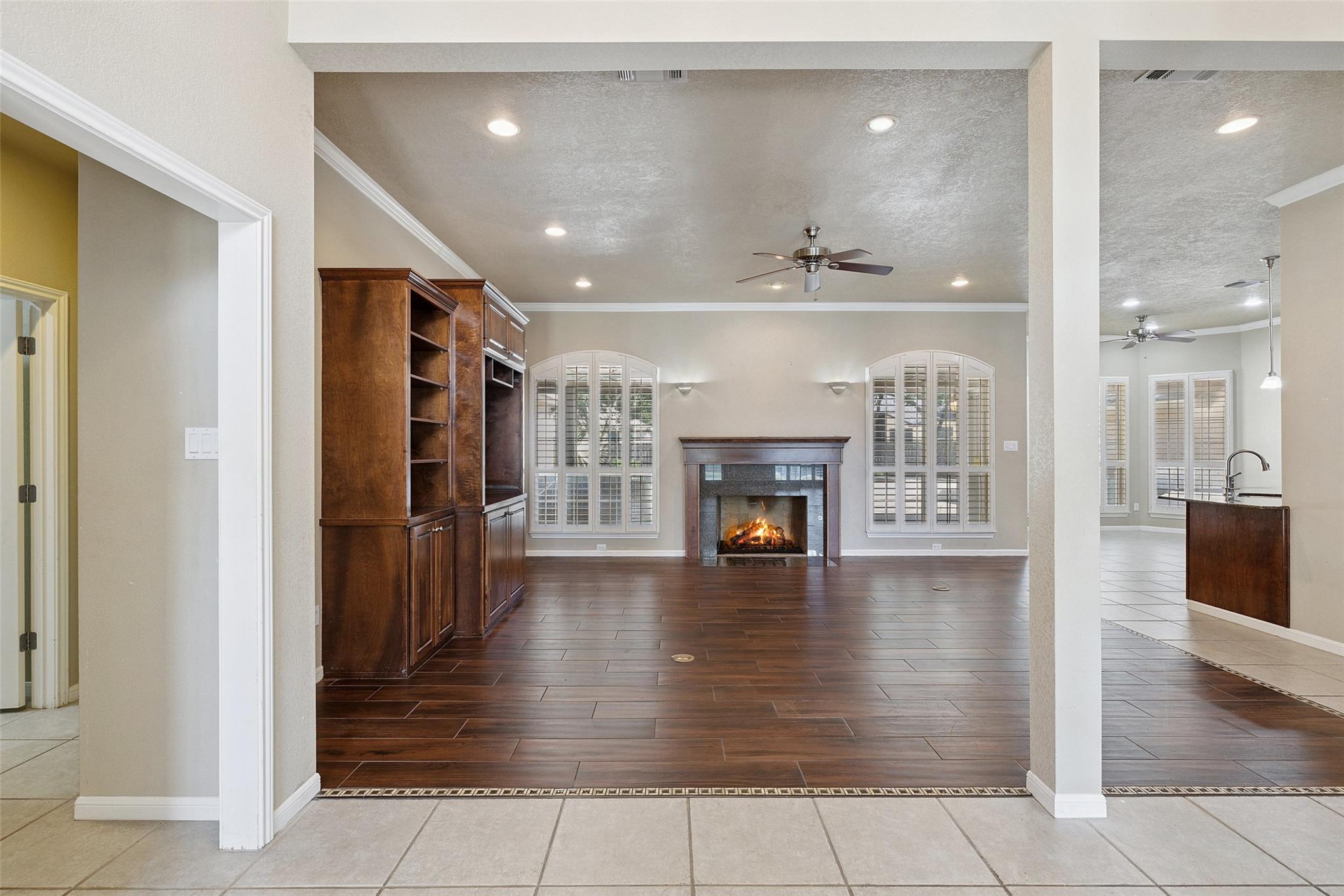 1300 Cypress Trl, Taylor, TX 76574