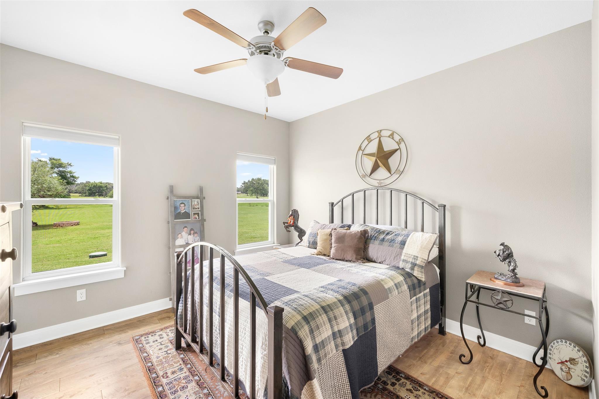 1122 County Road 344 Rd, Lexington, TX 78947